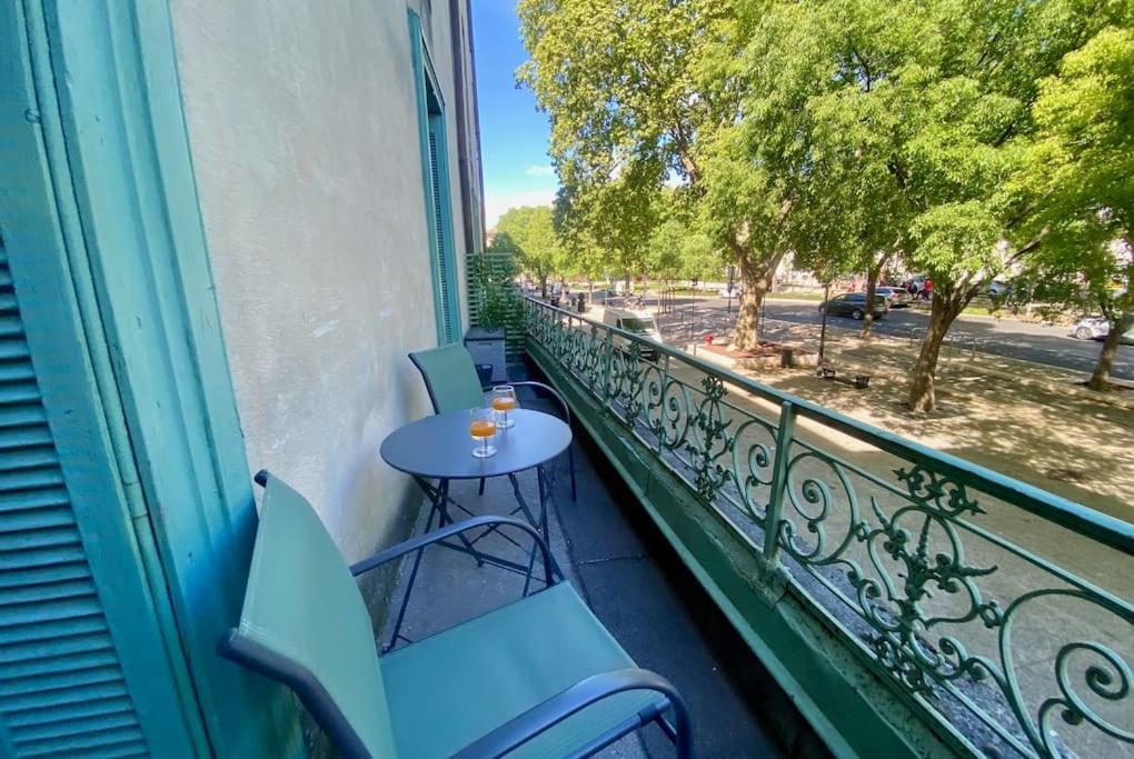L'Historien - Avec Balcon Coeur De Nimes Apartment ภายนอก รูปภาพ